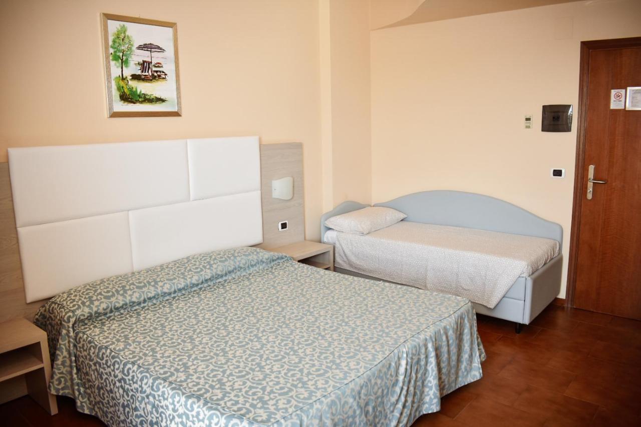 Hotel Costa Verde Tortoreto Eksteriør bilde