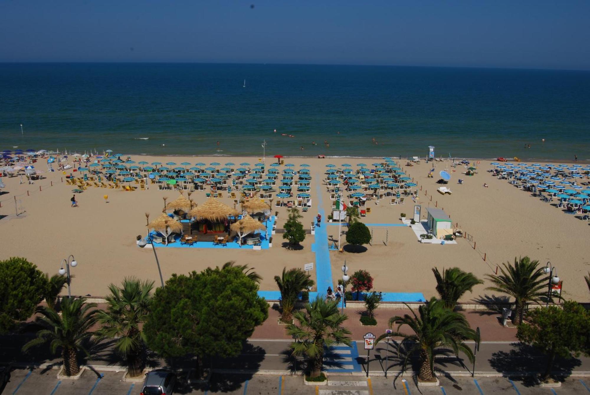 Hotel Costa Verde Tortoreto Eksteriør bilde