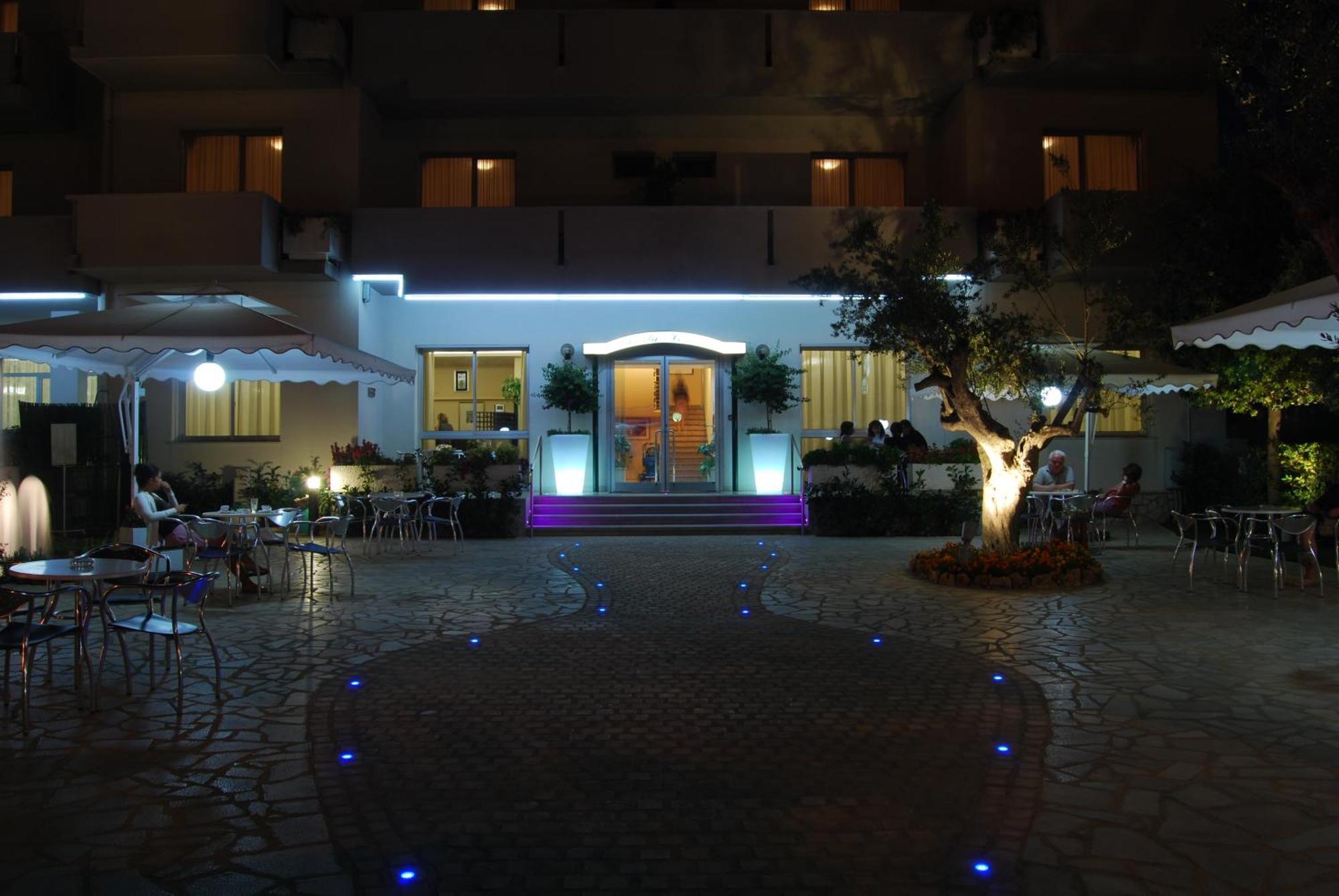 Hotel Costa Verde Tortoreto Eksteriør bilde