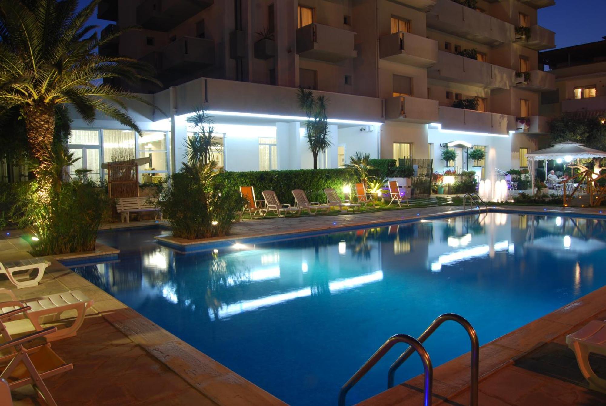 Hotel Costa Verde Tortoreto Eksteriør bilde